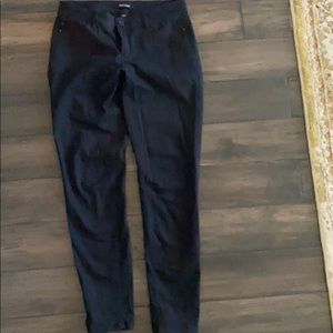 White House Black market skinny leg black jeans